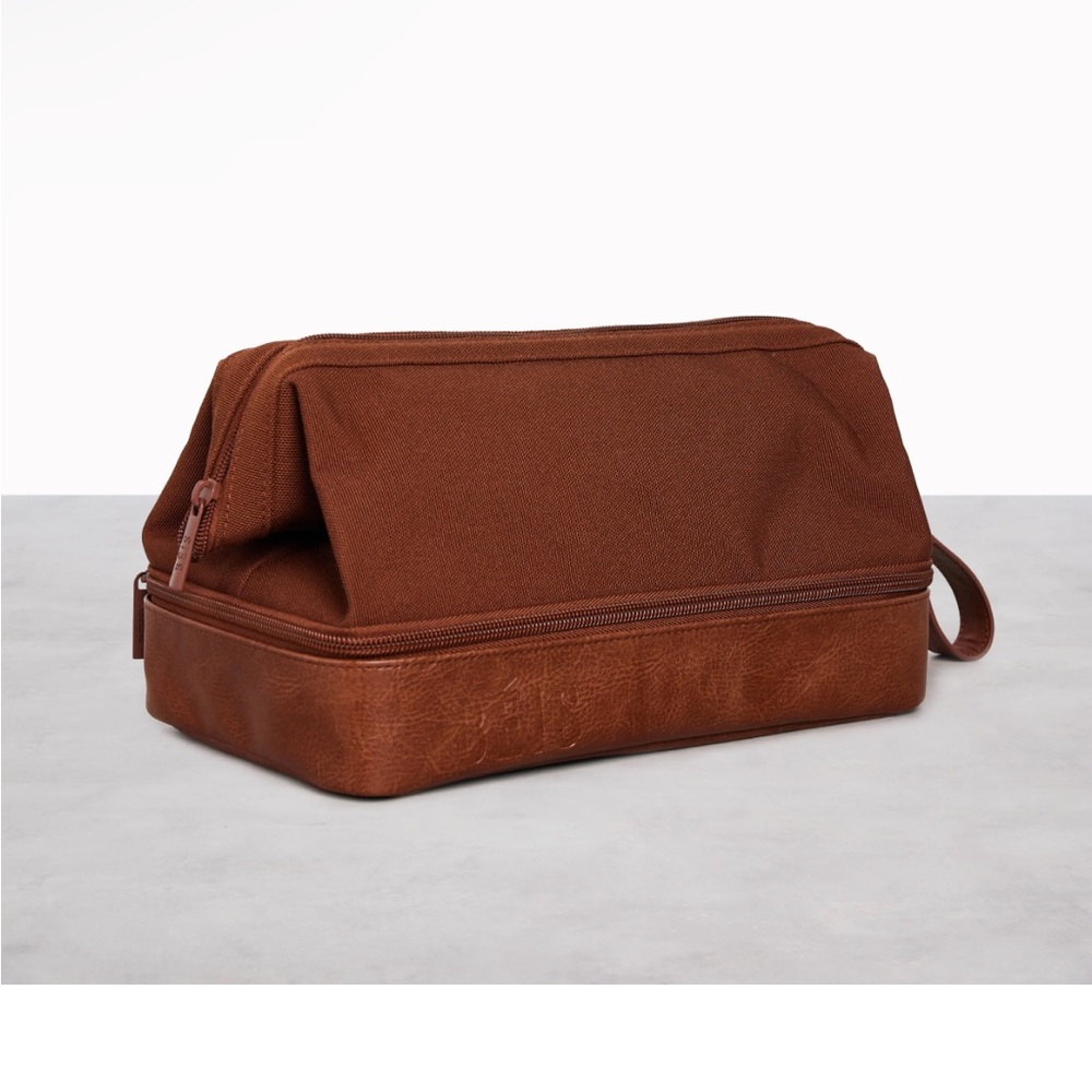 BEIS Dopp Kit by Shay Mitchell in MAPLE